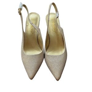 Vostey Gold Glitter Strap Heel - 10 - NWOT
